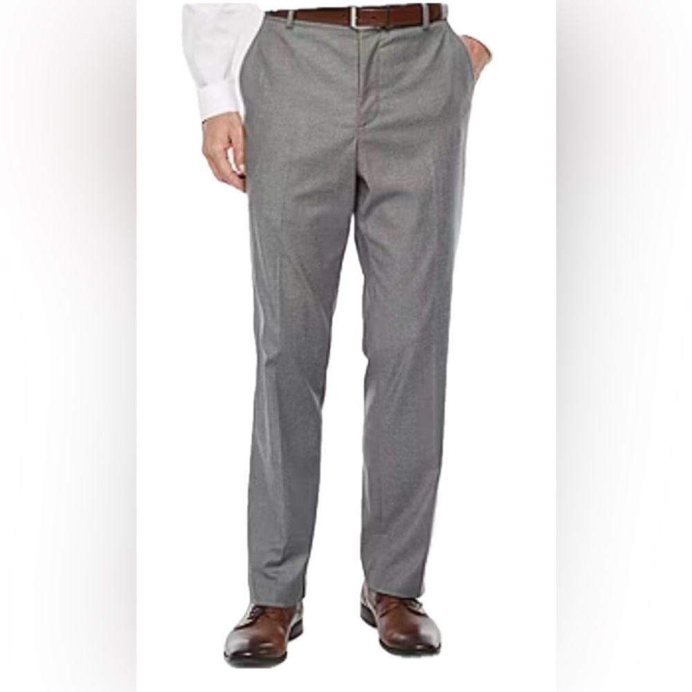 J Ferrar Slim Fit. Men’s‎ Dress Pants. Size 36